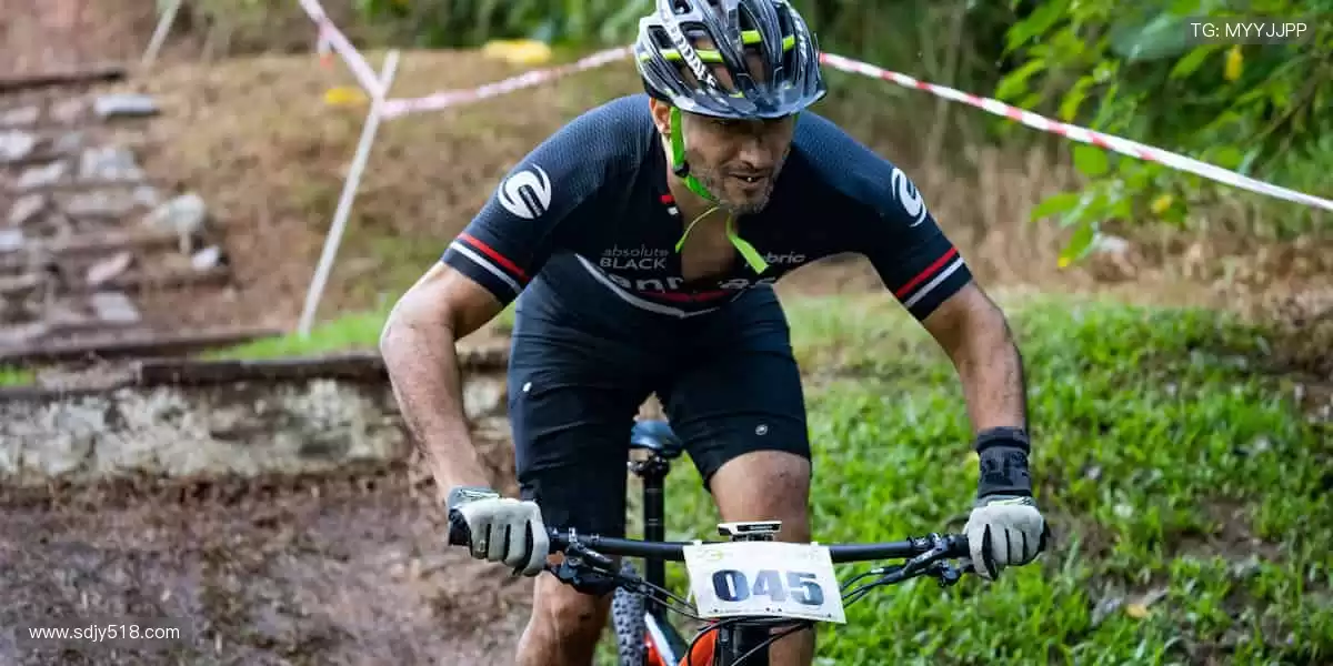 🏀团队协作，每一球都全力以赴！立即加入，点燃你的主场激情🔥